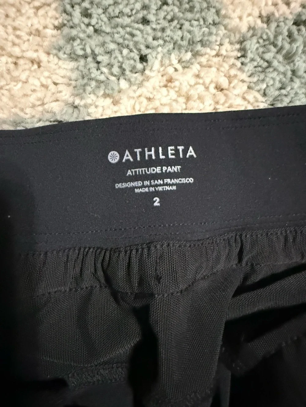 ATHLETA Attitude Pants Black Pull On Ruched Sides Dance Athletic Workout Size 2
